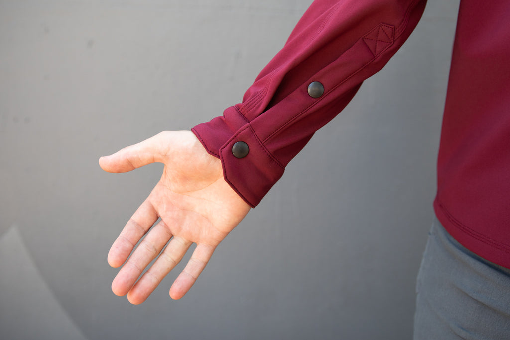 wrist cuff snap detail on the 2019 winter shirt jacket in wine