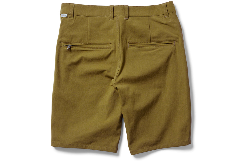 back pocket configuration of the durable cotton trouser short in olive drab